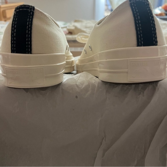 Converse x Comme des Garçons Play White Sneakers - Picture 3 of 8